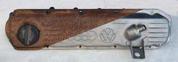 Engine valve cover